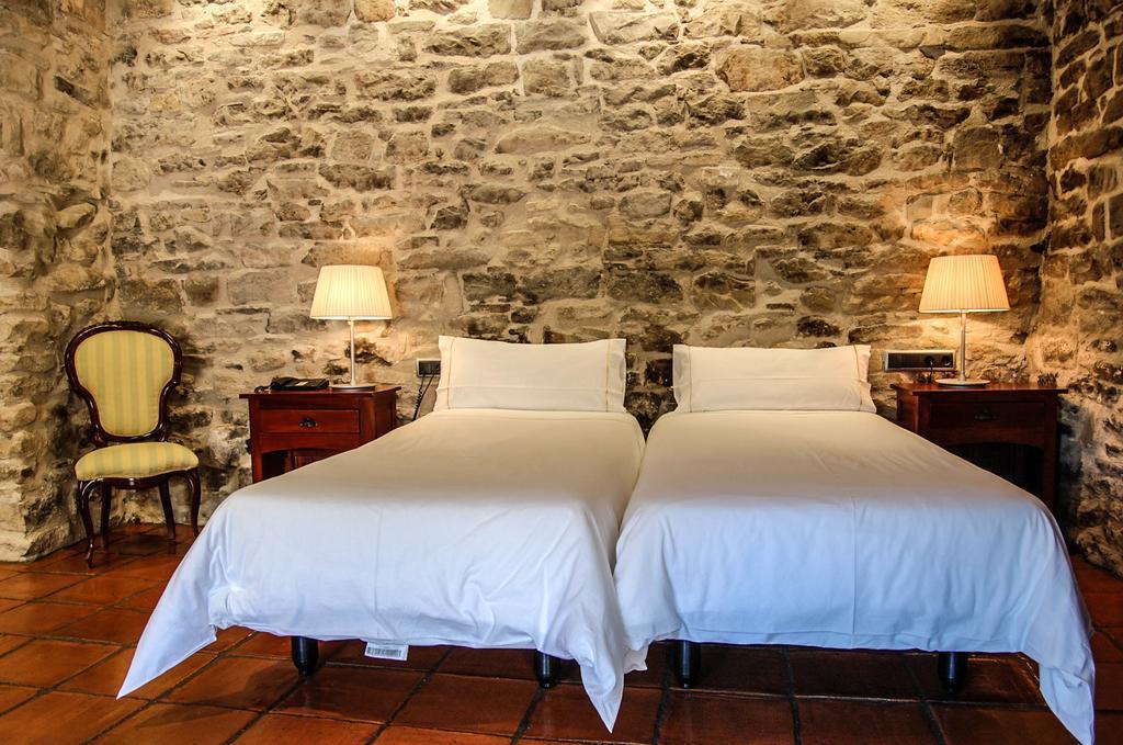 Hotel Rural Nobles De Navarra Áibar Exterior photo